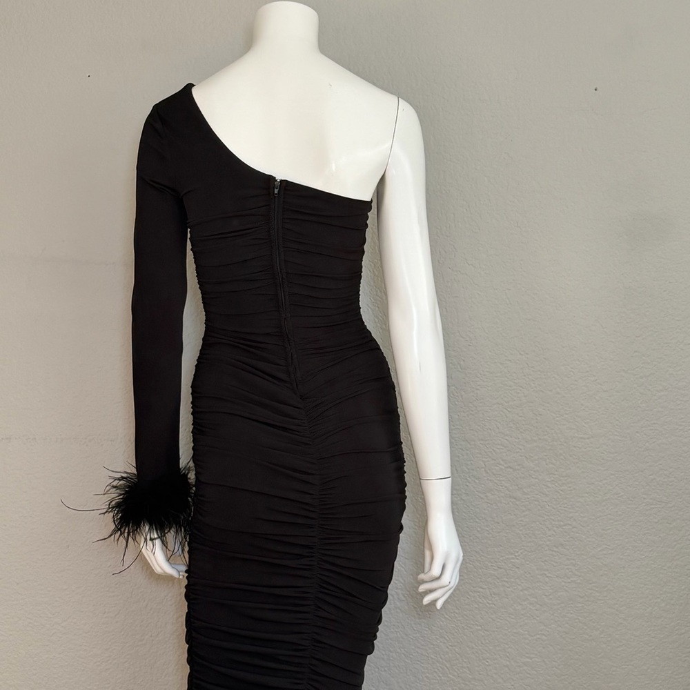 City Studios Ruched One Shoulder Black Gown Feather Sleeve Formal Juniors 0 - Picture 9 of 10